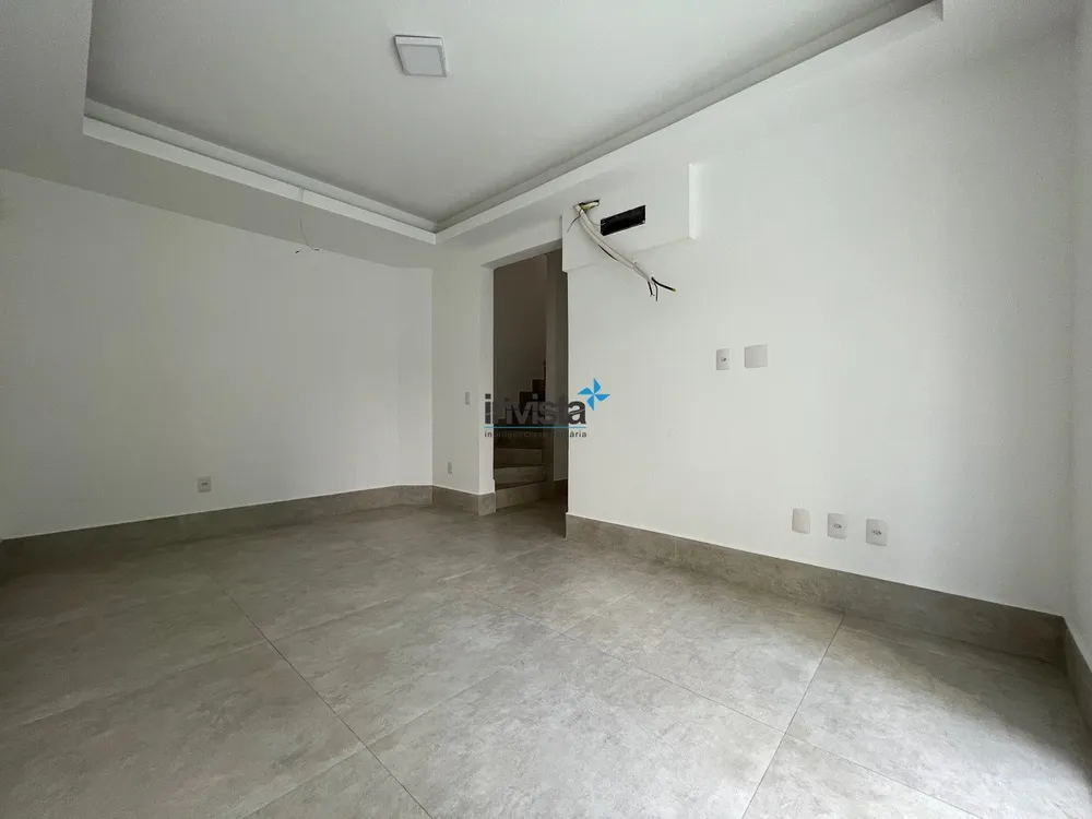 Casa, 3 quartos, 172 m² - Foto 3