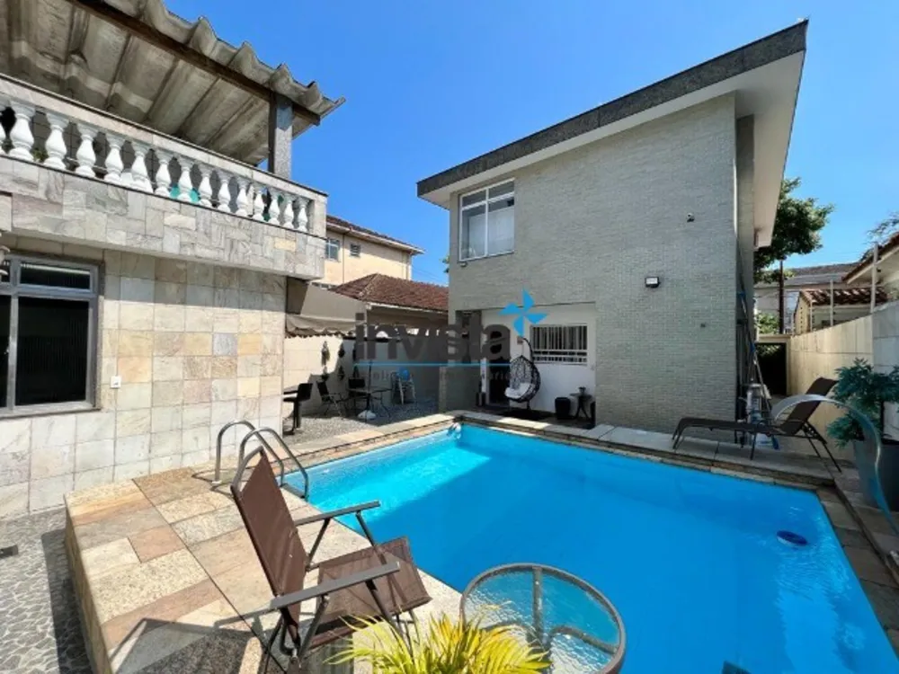 Sobrado, 3 quartos, 228 m² - Foto 2