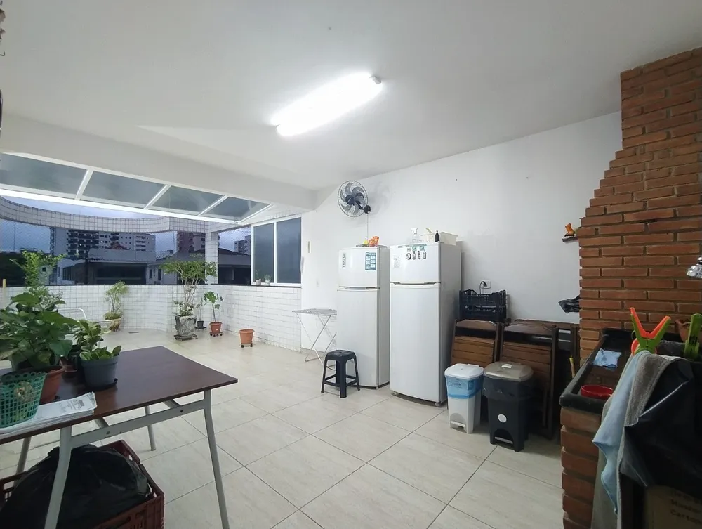 Casa, 6 quartos, 212 m² - Foto 4
