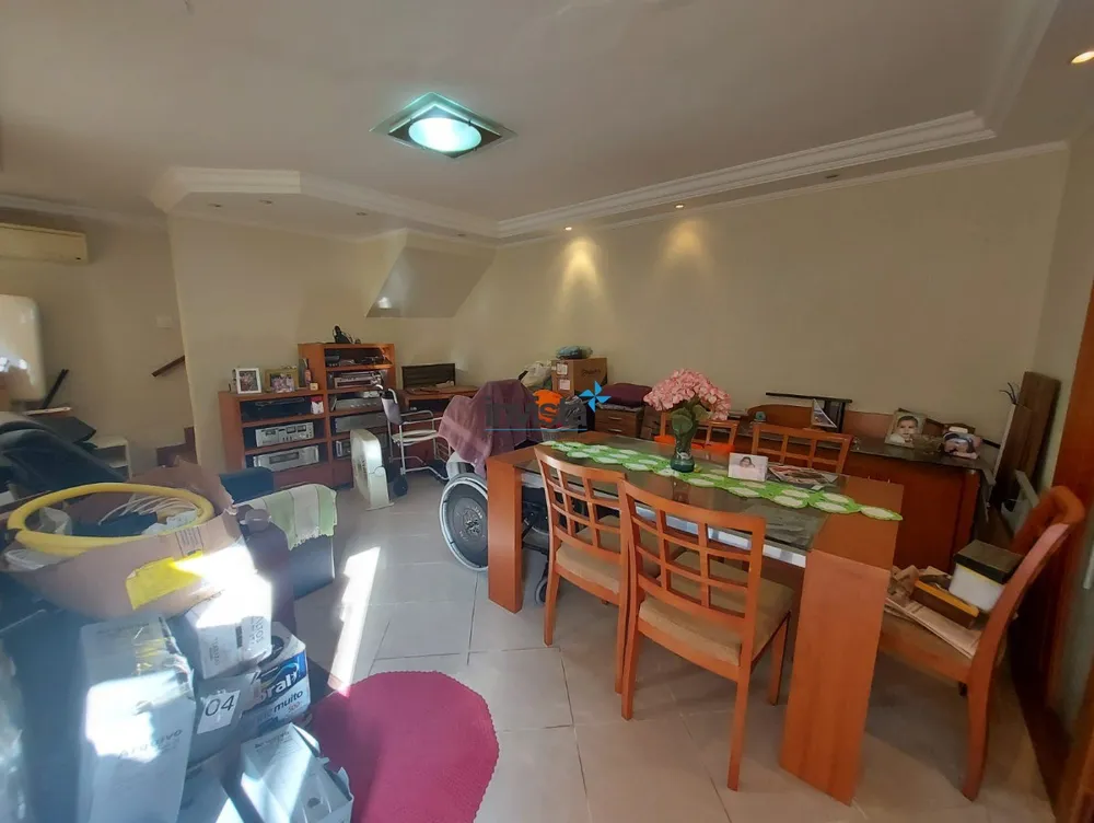 Sobrado, 5 quartos, 240 m² - Foto 4