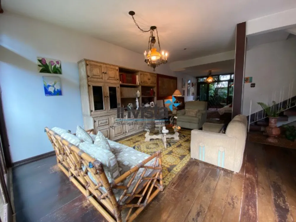 Sobrado, 3 quartos, 254 m² - Foto 1