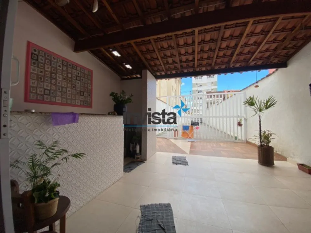Casa, 2 quartos, 250 m² - Foto 1