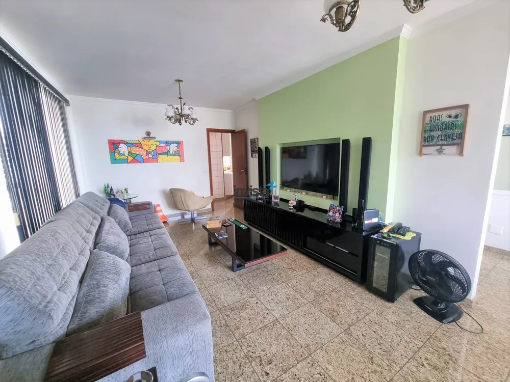 Apartamento, 3 quartos, 156 m² - Foto 1