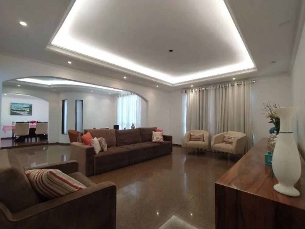 Apartamento, 3 quartos, 278 m² - Foto 1