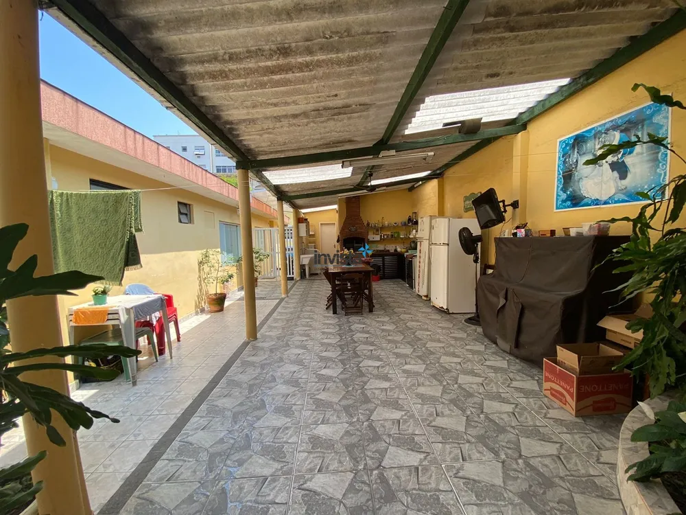 Sobrado, 8 quartos, 246 m² - Foto 3