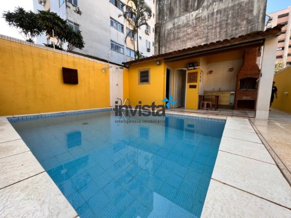 Casa, 4 quartos, 190 m² - Foto 1