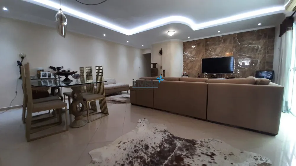 Casa, 4 quartos, 234 m² - Foto 1