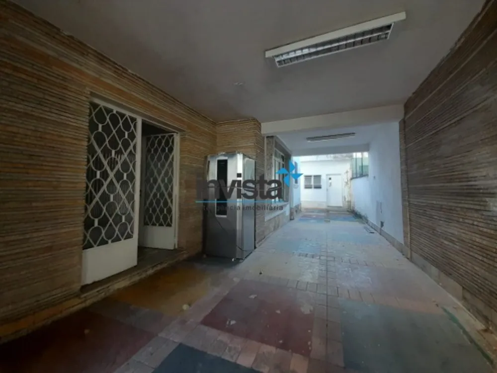 Casa, 7 quartos, 432 m² - Foto 2