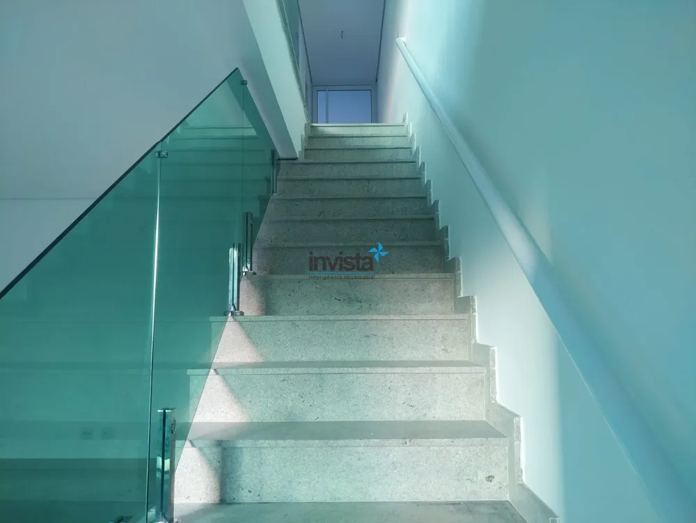 Casa, 3 quartos, 270 m² - Foto 4