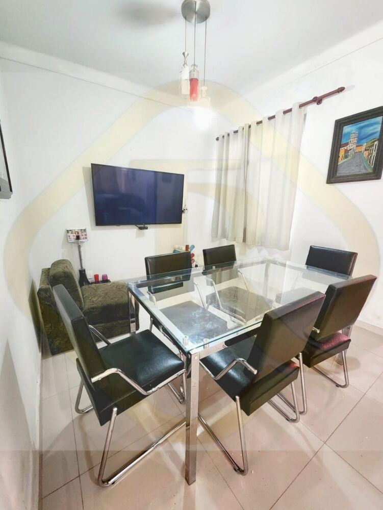 Casa à venda com 3 quartos, 375m² - Foto 1