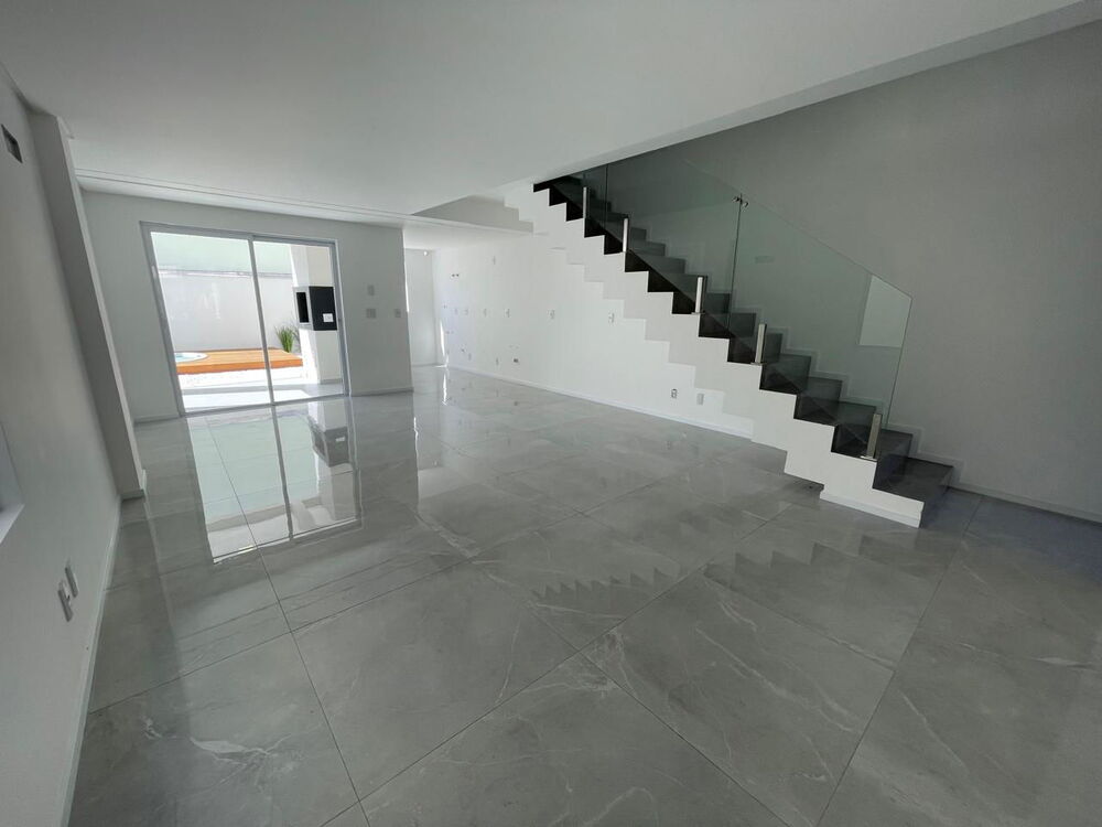 Casa à venda com 3 quartos, 163m² - Foto 5