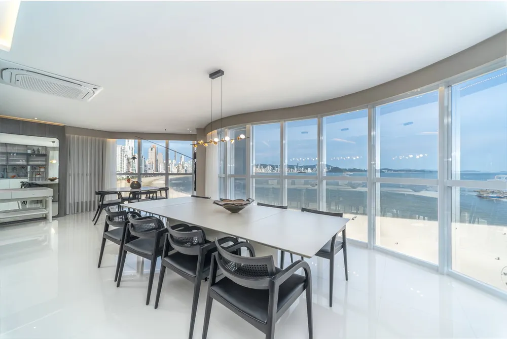 Apartamento, 4 quartos, 237 m² - Foto 1