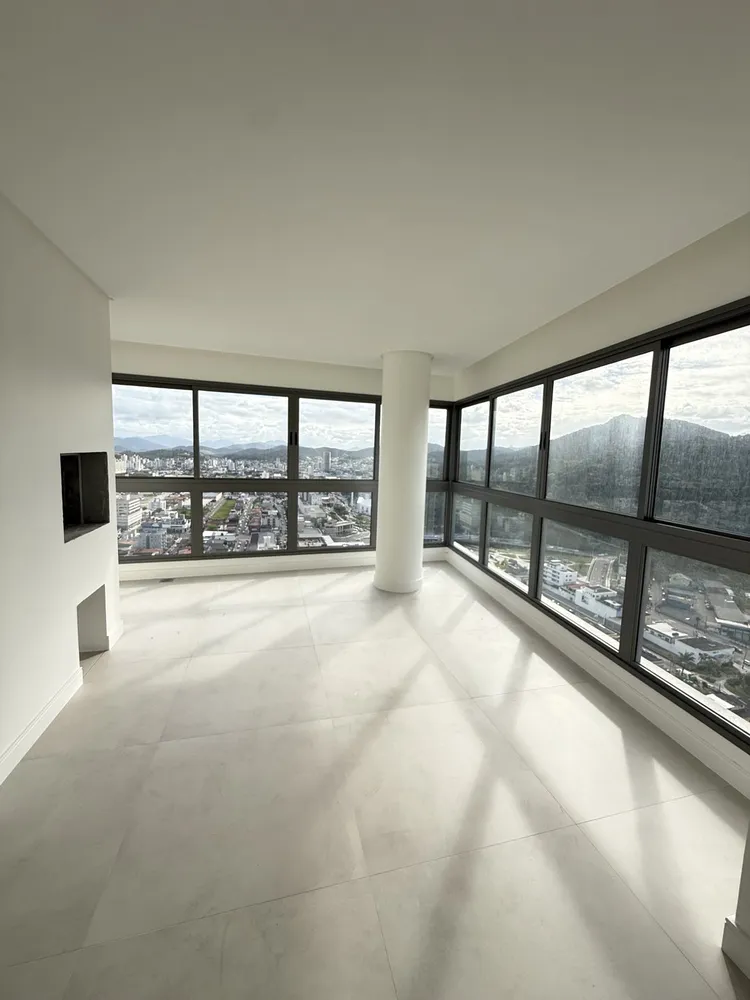 Apartamento, 4 quartos, 151 m² - Foto 2