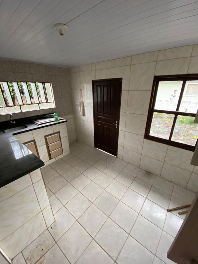 Casa à venda com 3 quartos, 67m² - Foto 6