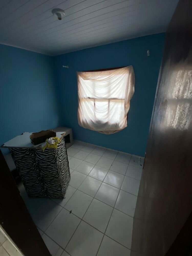 Casa à venda com 3 quartos, 67m² - Foto 9