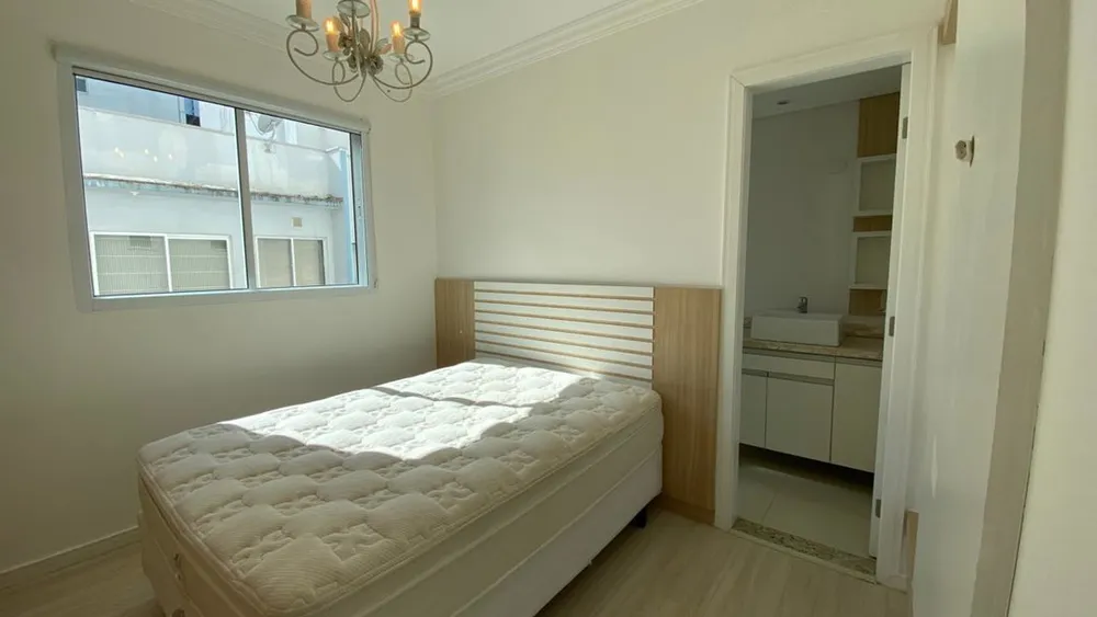 Apartamento, 3 quartos, 134 m² - Foto 2
