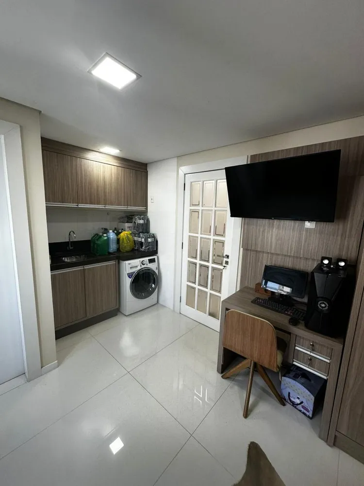 Apartamento, 3 quartos, 184 m² - Foto 4