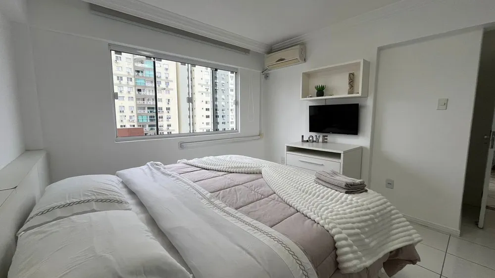 Apartamento, 3 quartos, 192 m² - Foto 2