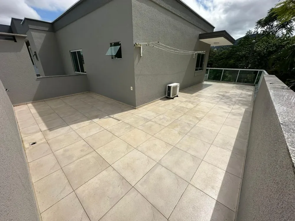 Casa, 4 quartos, 210 m² - Foto 2