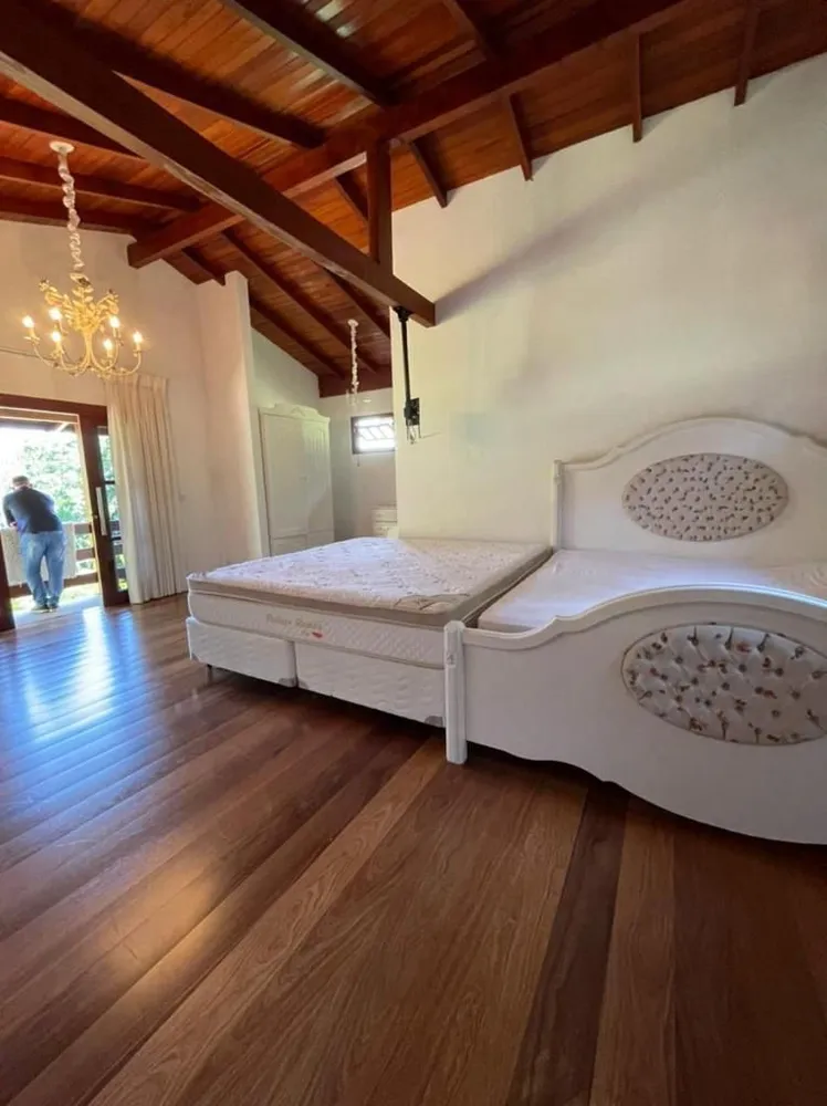 Apartamento, 7 quartos, 310000 m² - Foto 1