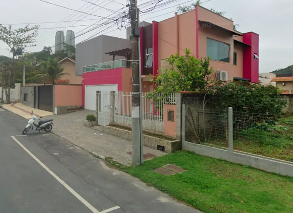 Casa, 3 quartos, 240 m² - Foto 8