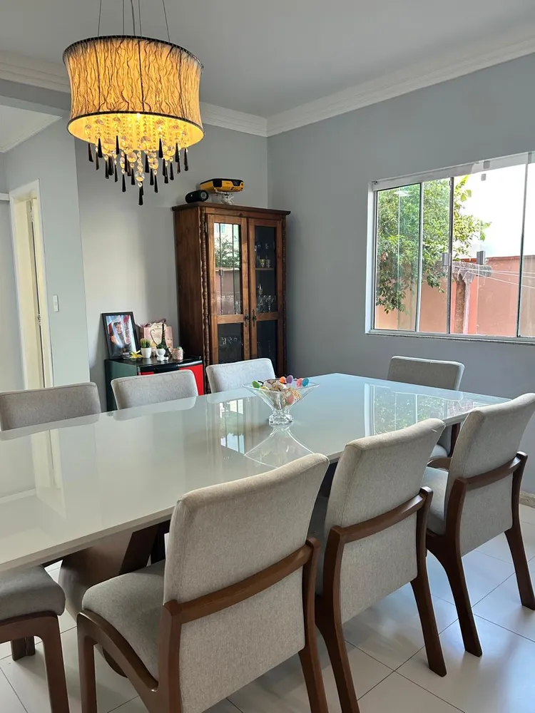 Casa, 3 quartos, 240 m² - Foto 1