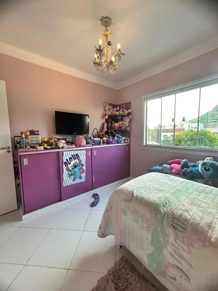 Casa, 3 quartos, 240 m² - Foto 6