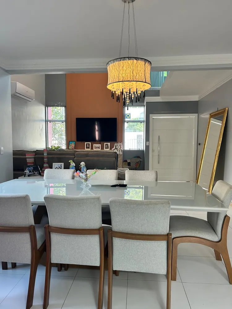 Casa, 3 quartos, 240 m² - Foto 2