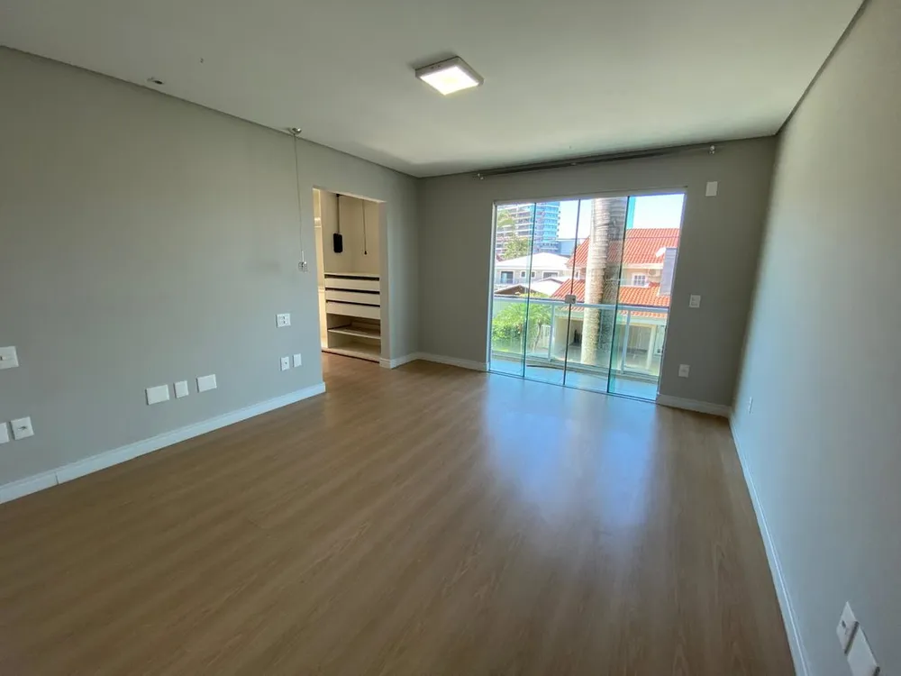 Casa, 6 quartos, 496 m² - Foto 1