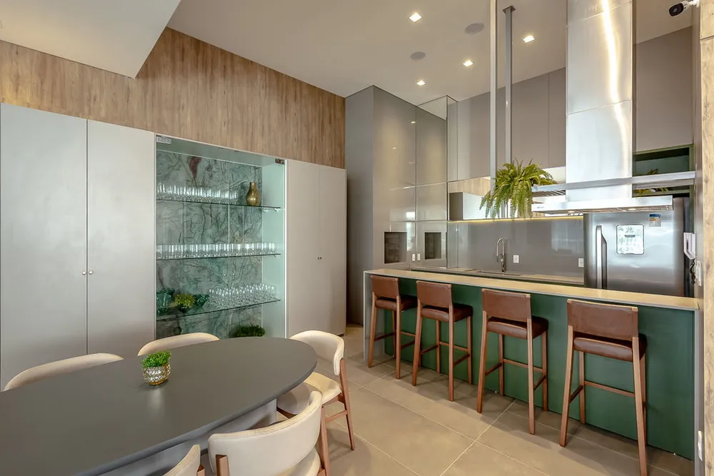 Apartamento, 3 quartos, 172 m² - Foto 2