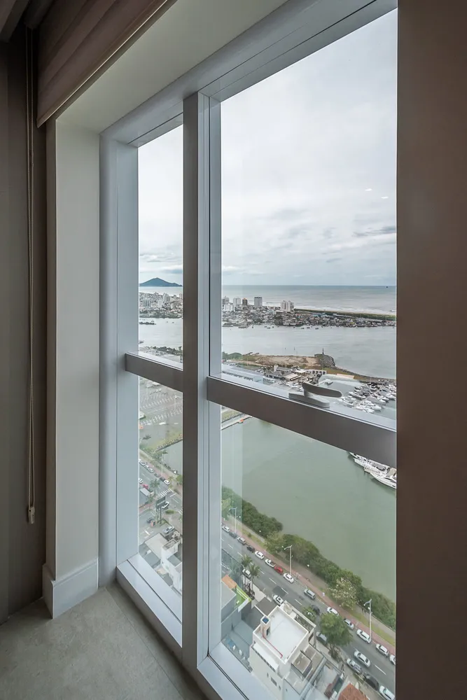 Apartamento, 3 quartos, 328 m² - Foto 1
