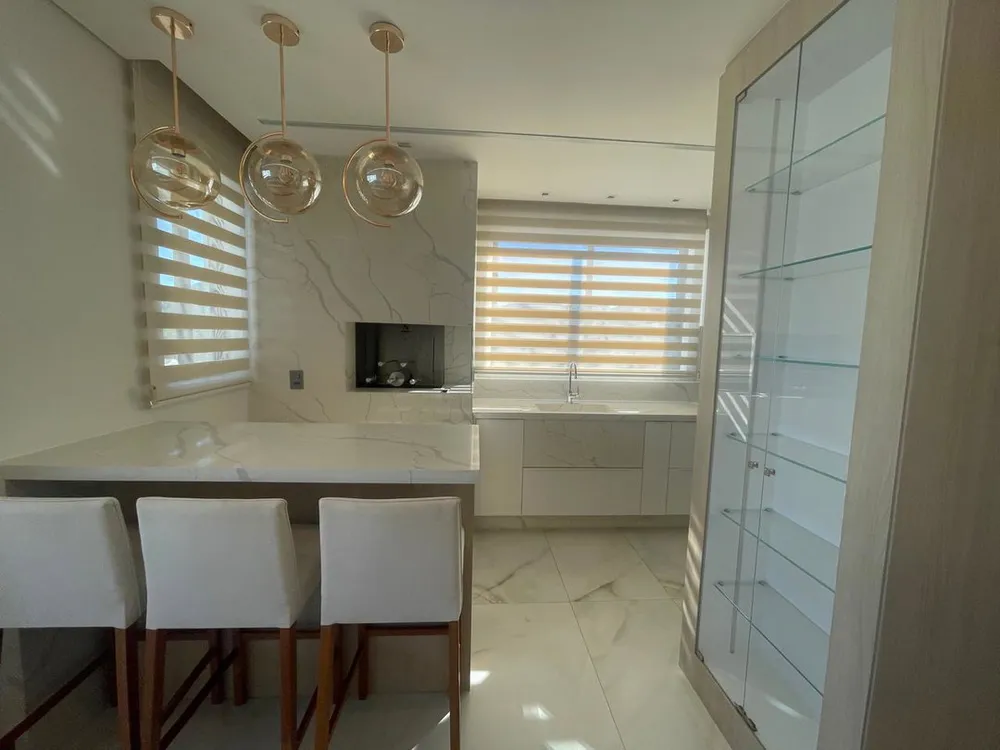Apartamento, 3 quartos, 129 m² - Foto 1