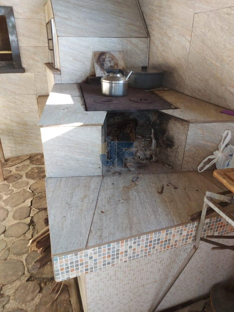 Terreno à venda com 2 quartos, 750m² - Foto 8