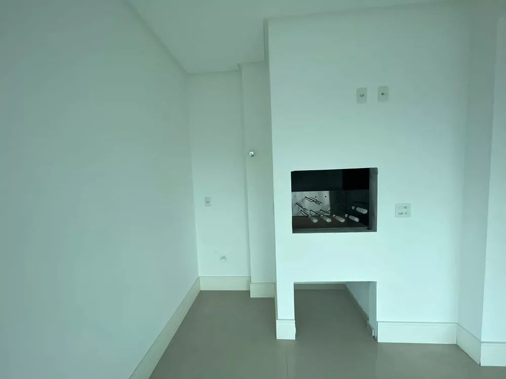 Apartamento à venda com 3 quartos, 149m² - Foto 7