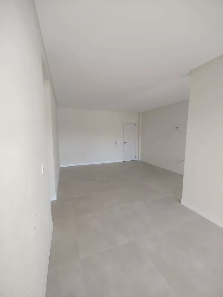 Apartamento à venda com 2 quartos, 64m² - Foto 9