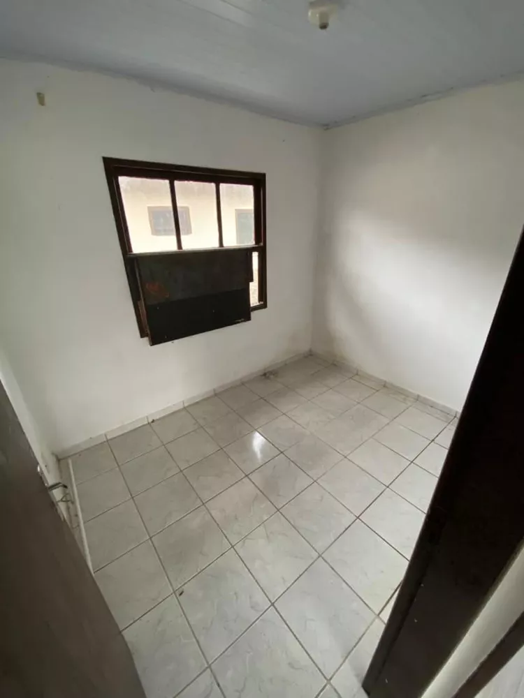 Casa à venda com 3 quartos, 67m² - Foto 9