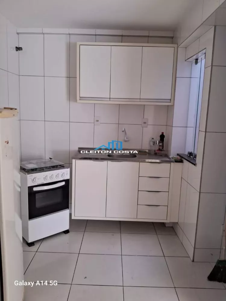 Apartamento, 3 quartos, 100 m² - Foto 2