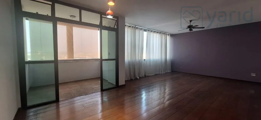 Apartamento, 3 quartos, 197 m² - Foto 2