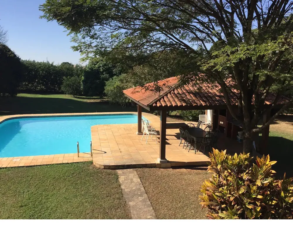 Casa, 4 quartos, 250 m² - Foto 1