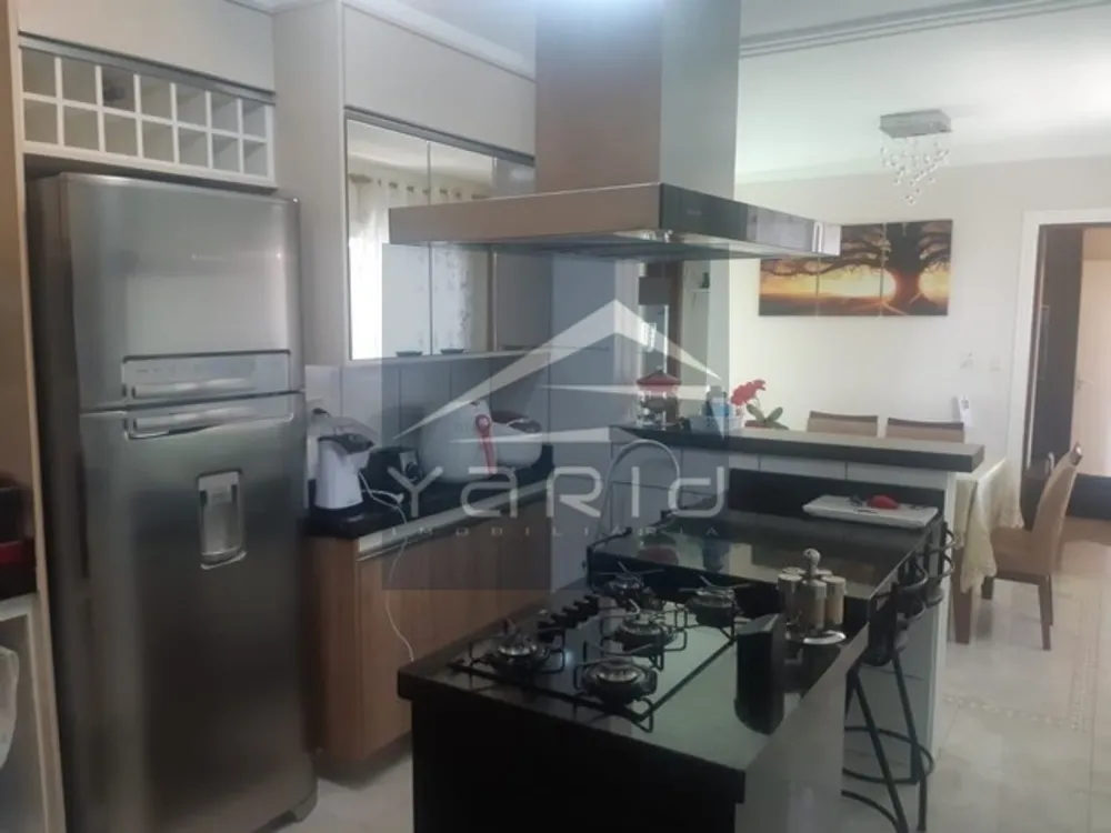 Casa, 3 quartos, 230 m² - Foto 4