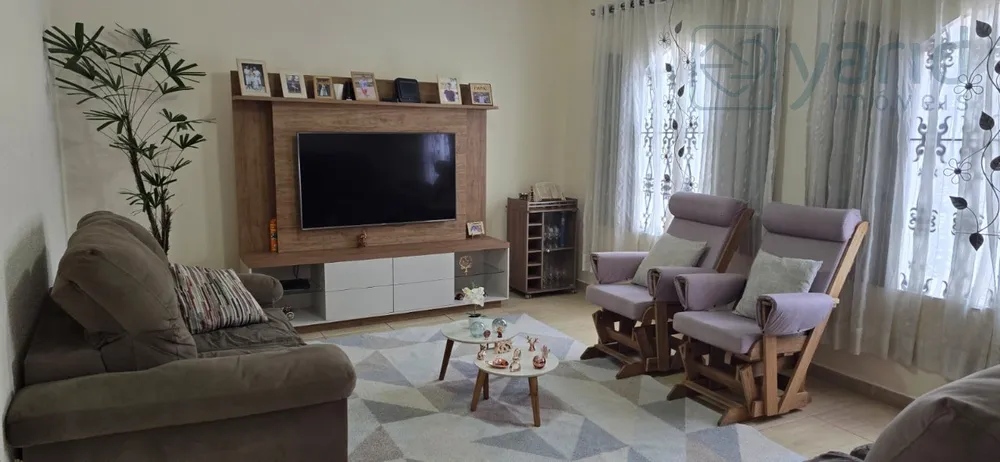 Casa, 3 quartos, 325 m² - Foto 2