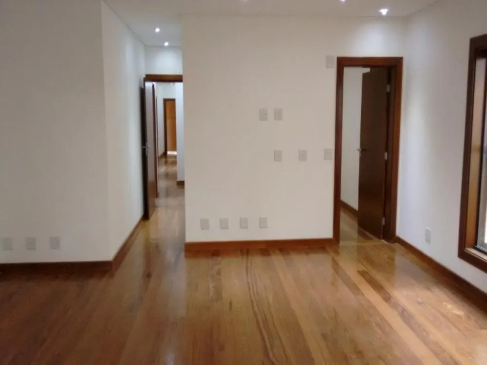 Casa, 4 quartos, 915 m² - Foto 4