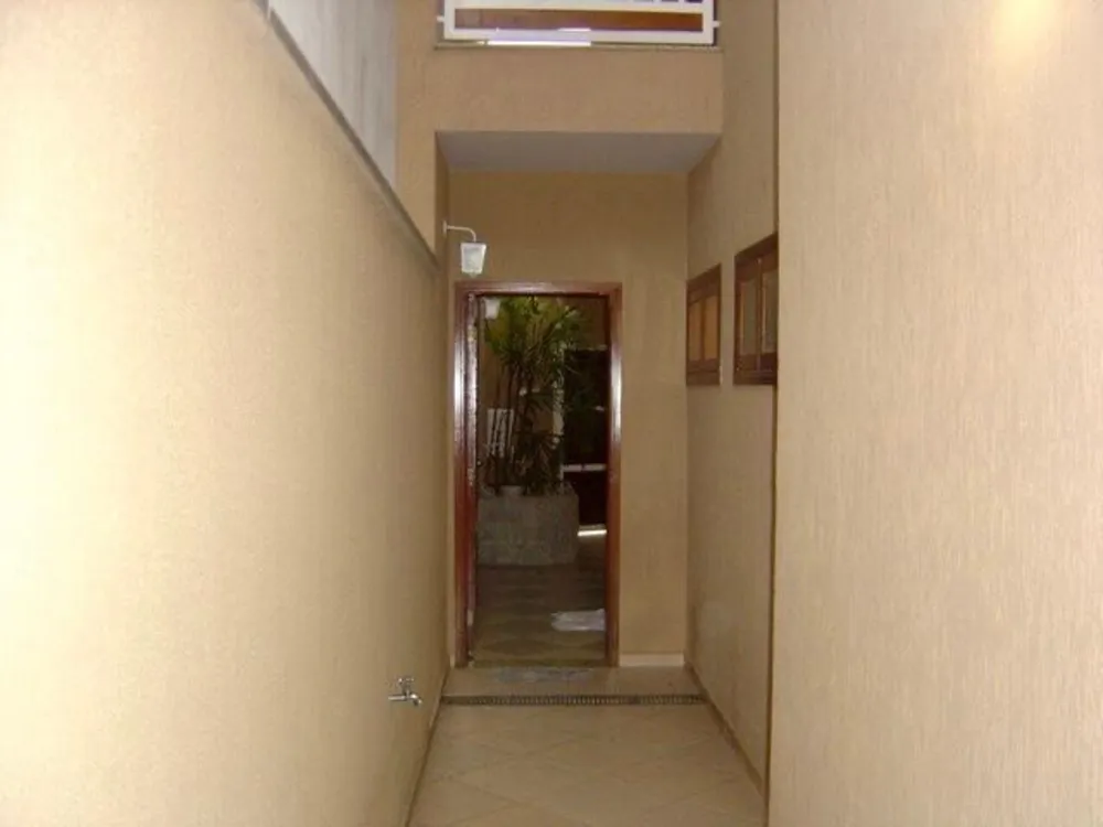 Casa, 3 quartos, 200 m² - Foto 13