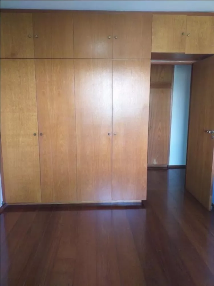 Apartamento à venda com 4 quartos, 216m² - Foto 4