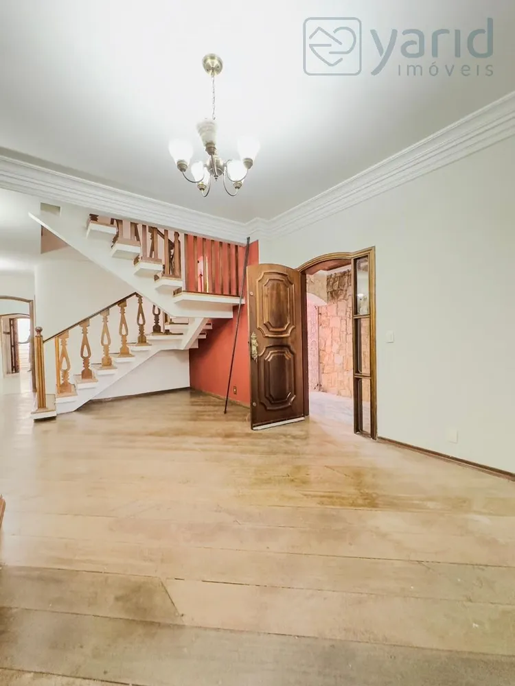 Casa, 3 quartos, 222 m² - Foto 2