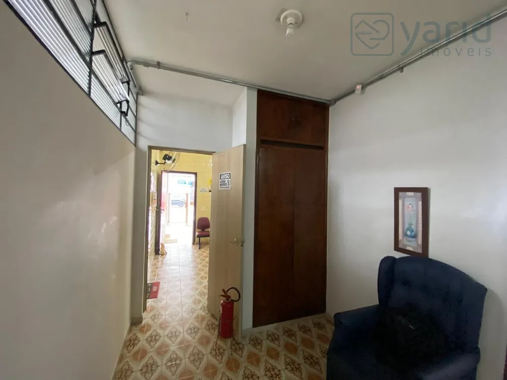 Casa, 3 quartos, 306 m² - Foto 2