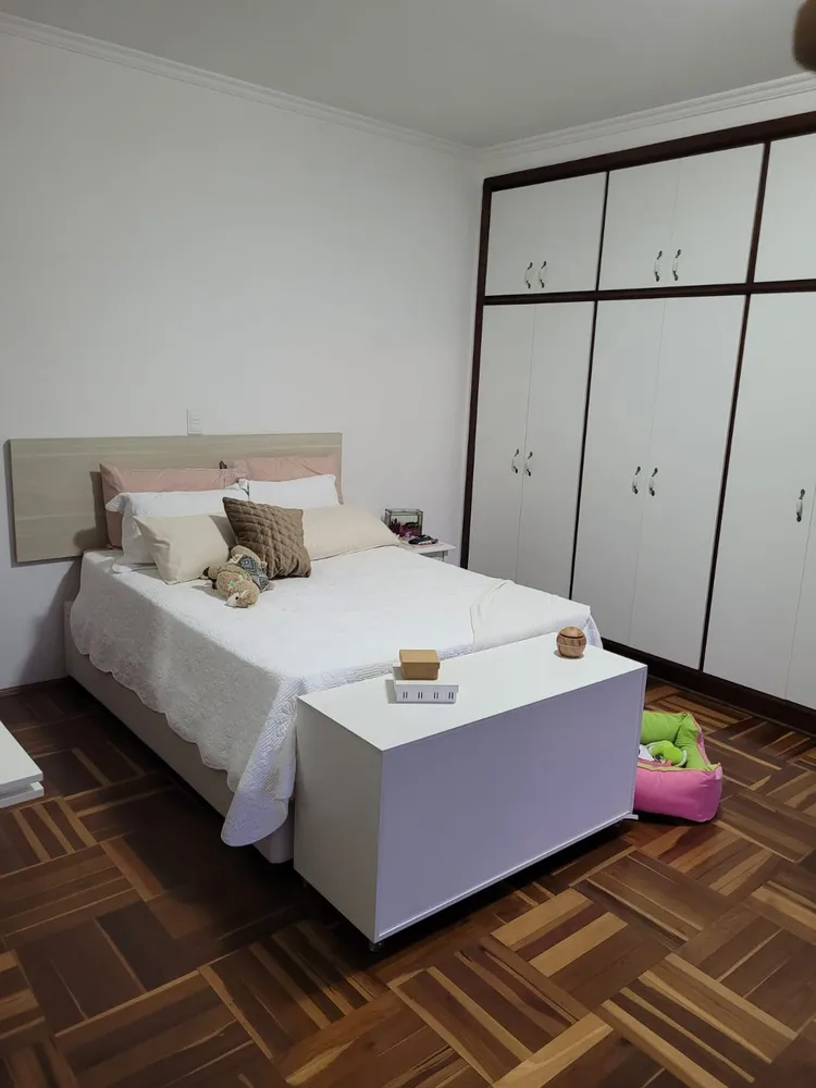 Casa, 3 quartos, 323 m² - Foto 1