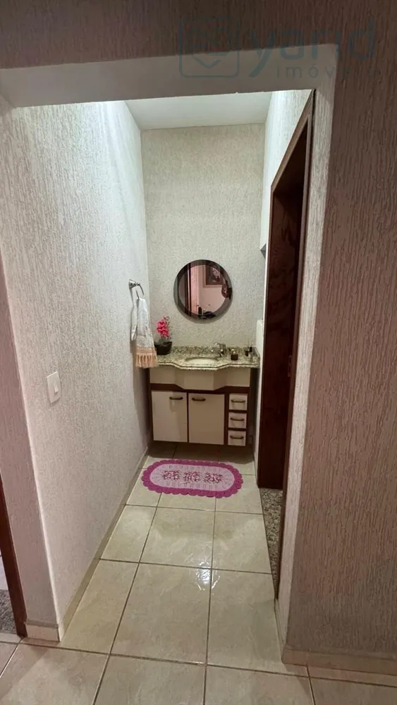 Casa, 3 quartos, 184 m² - Foto 2