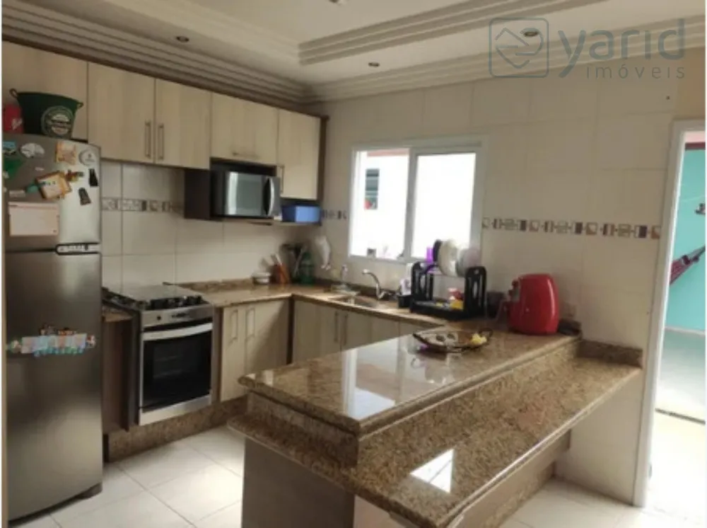 Casa, 3 quartos, 185 m² - Foto 4