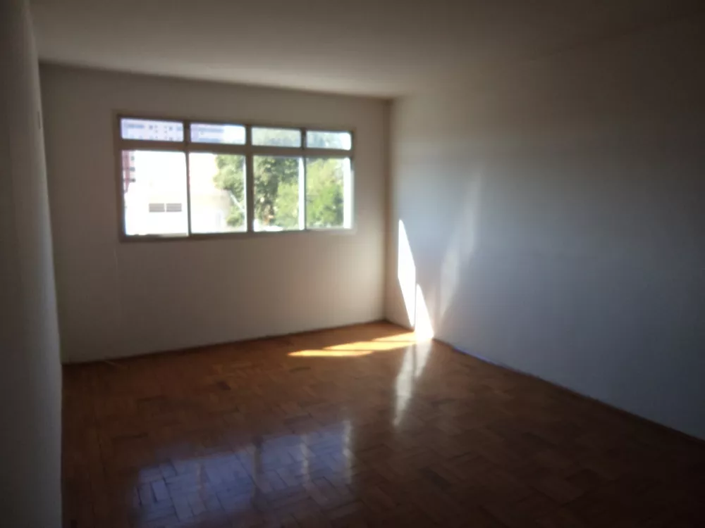 Apartamento à venda com 3 quartos, 85m² - Foto 1